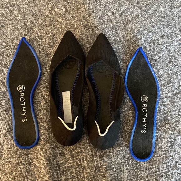 Women’s Rothy’s pointy toe - Picture 2 of 6